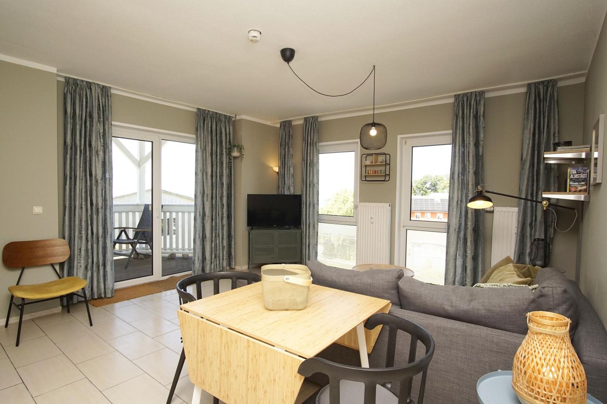 Die Ferienwohnung Ostseepanorama In Der Villa Joksch โลห์เมอ ภายนอก รูปภาพ